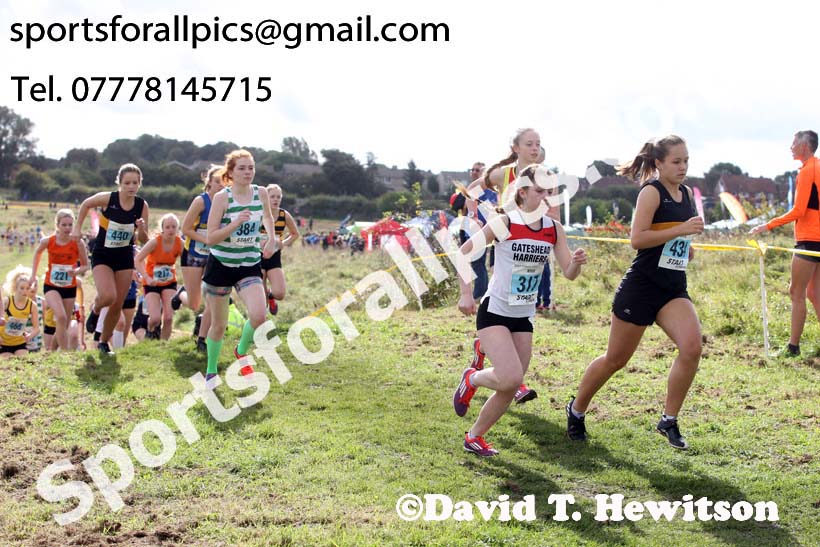 Womens under-17s  and 20s Start Fitness North Eastern Harriers League, Wrekenton, Gateshead. Photo:  David T. Hewitson/Sports for All Pics